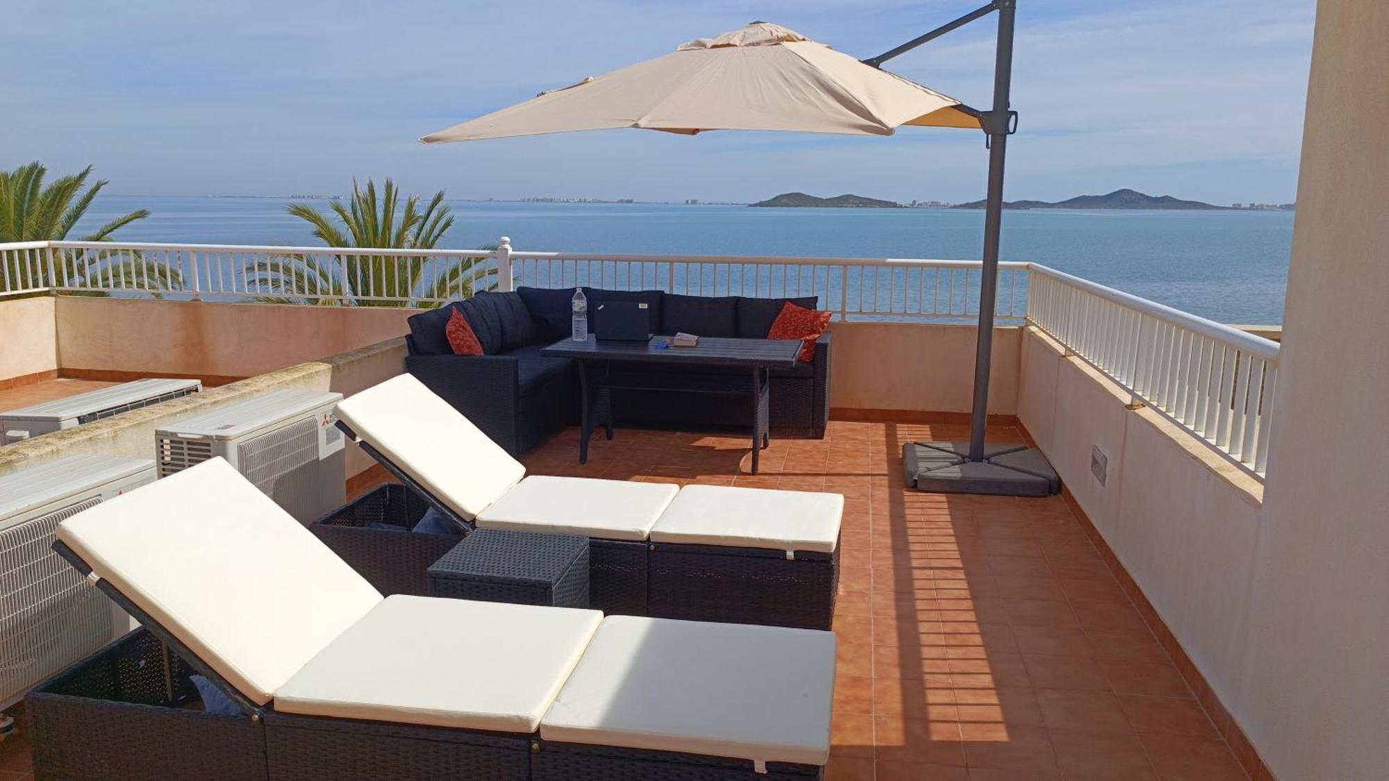 Top Floor Apartment Beachhouse, Beautiful Sea View, On The Beach! كارتاخينه المظهر الخارجي الصورة